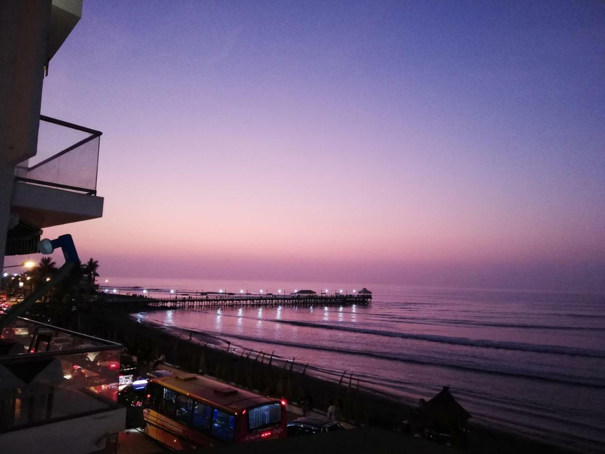 Totora Surf Hostel Huanchaco Extérieur photo